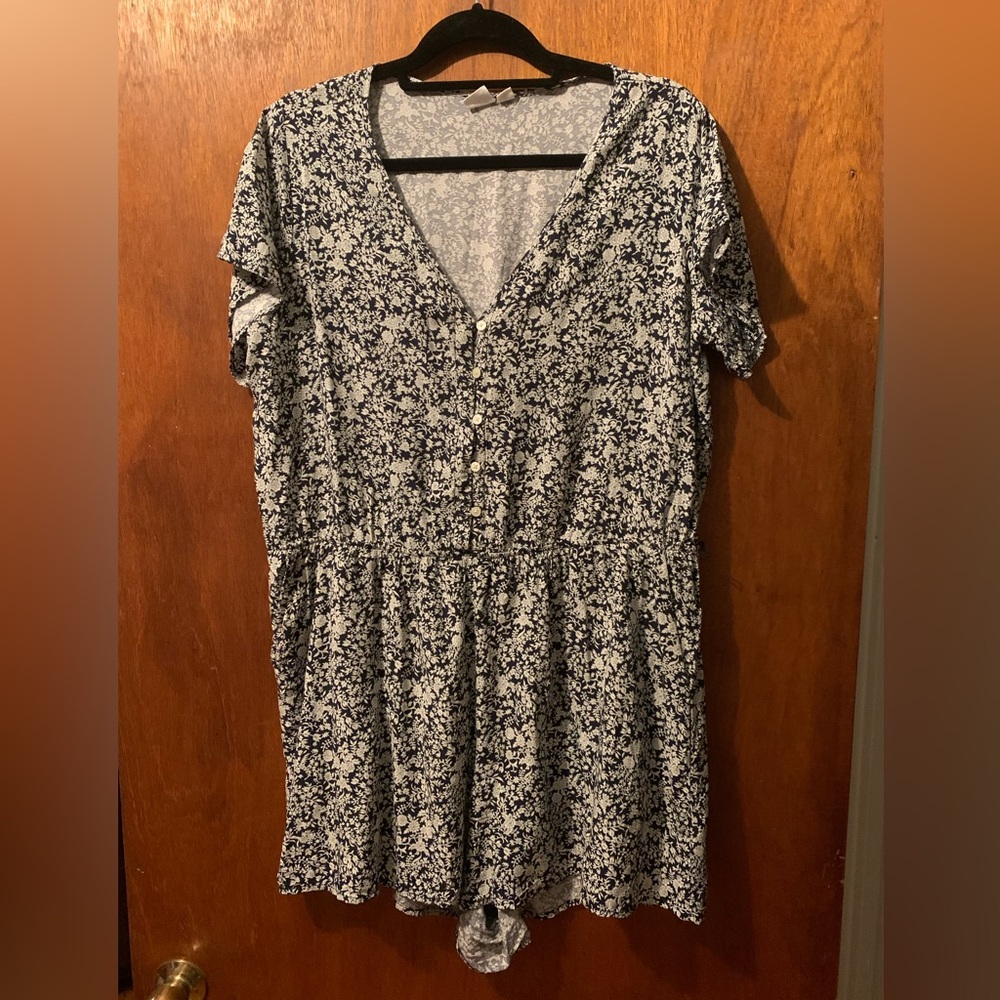 Gap Floral Romper Size XL